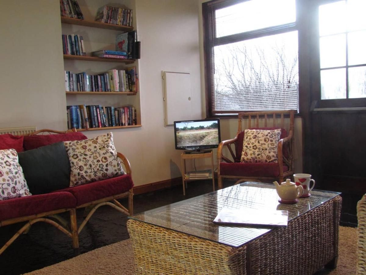 Half Door Cottage Doolin Exterior photo